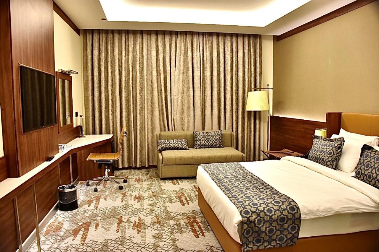 Royal Vista Hotel ‘Ibrī Buitenkant foto