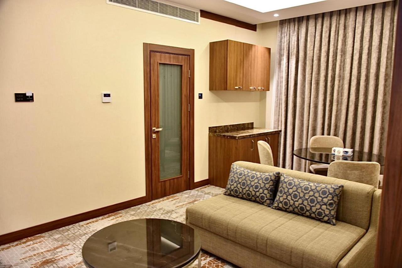 Royal Vista Hotel ‘Ibrī Buitenkant foto